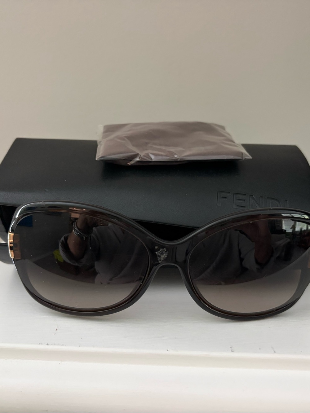 Fendi Women's Black Frame with Brown Gradient Lenses Oversized Sunglasses